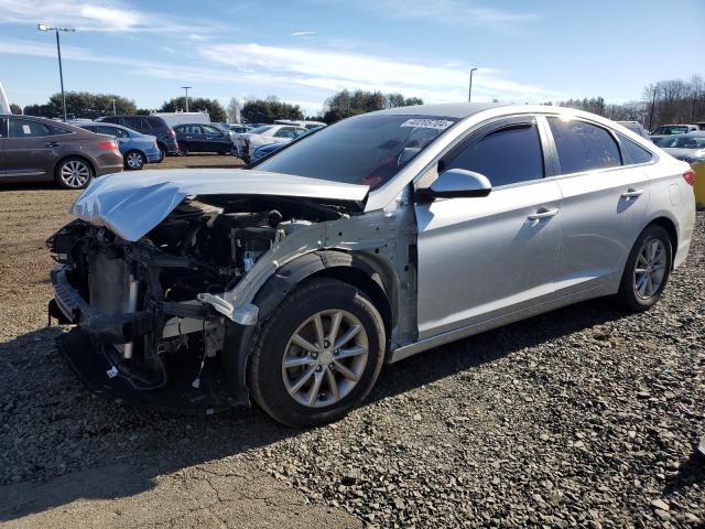 Image 1 of 2018 HYUNDAI SONATA SE 2018 with VIN 5NPE24AF7JH618382