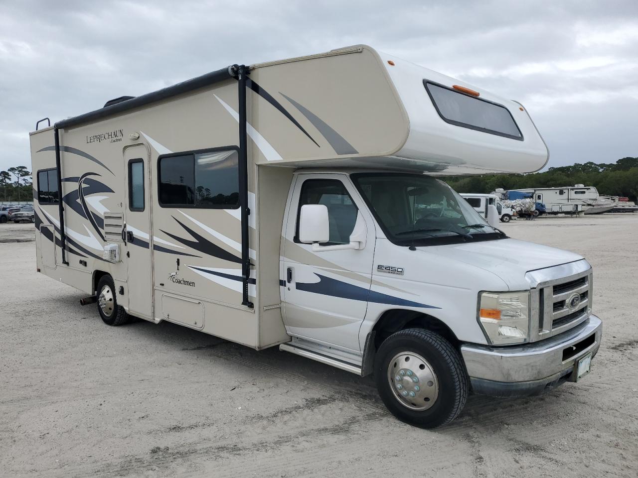 Изображение 1 2015 FORD ECONOLINE E450 SUPER DUTY CUTAWAY VAN 2015 с VIN 1FDXE4FS4FDA05828