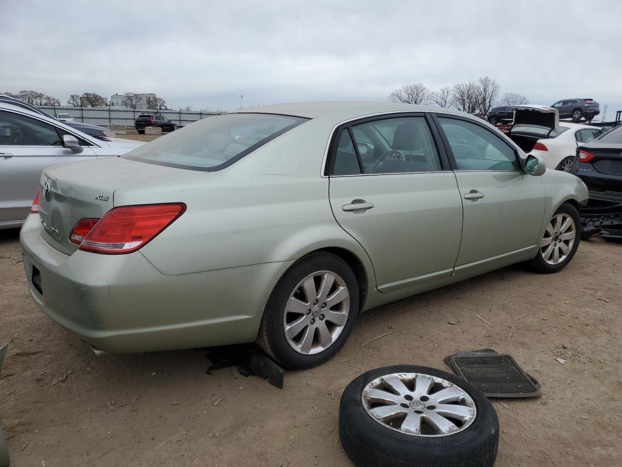 Изображение 3 2007 TOYOTA AVALON XL 2007 с VIN 4T1BK36B37U204710