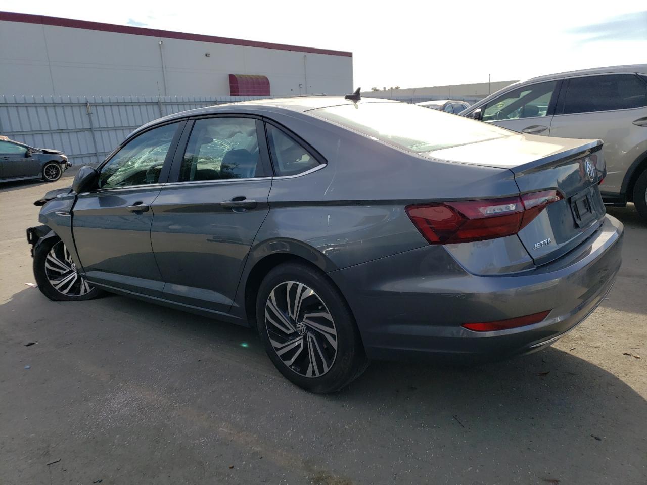 Image 2 of 2021 VOLKSWAGEN JETTA SEL 2021 with VIN 3VWE57BU0MM028669