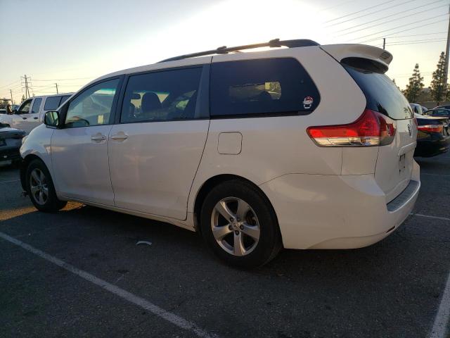 Изображение 2 2011 TOYOTA SIENNA LE 2011 с VIN 5TDKK3DC3BS014175