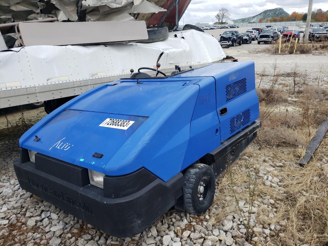 Изображение 2 2001 AMLN MVP60 2001 с VIN NNN00000000VVVVV1