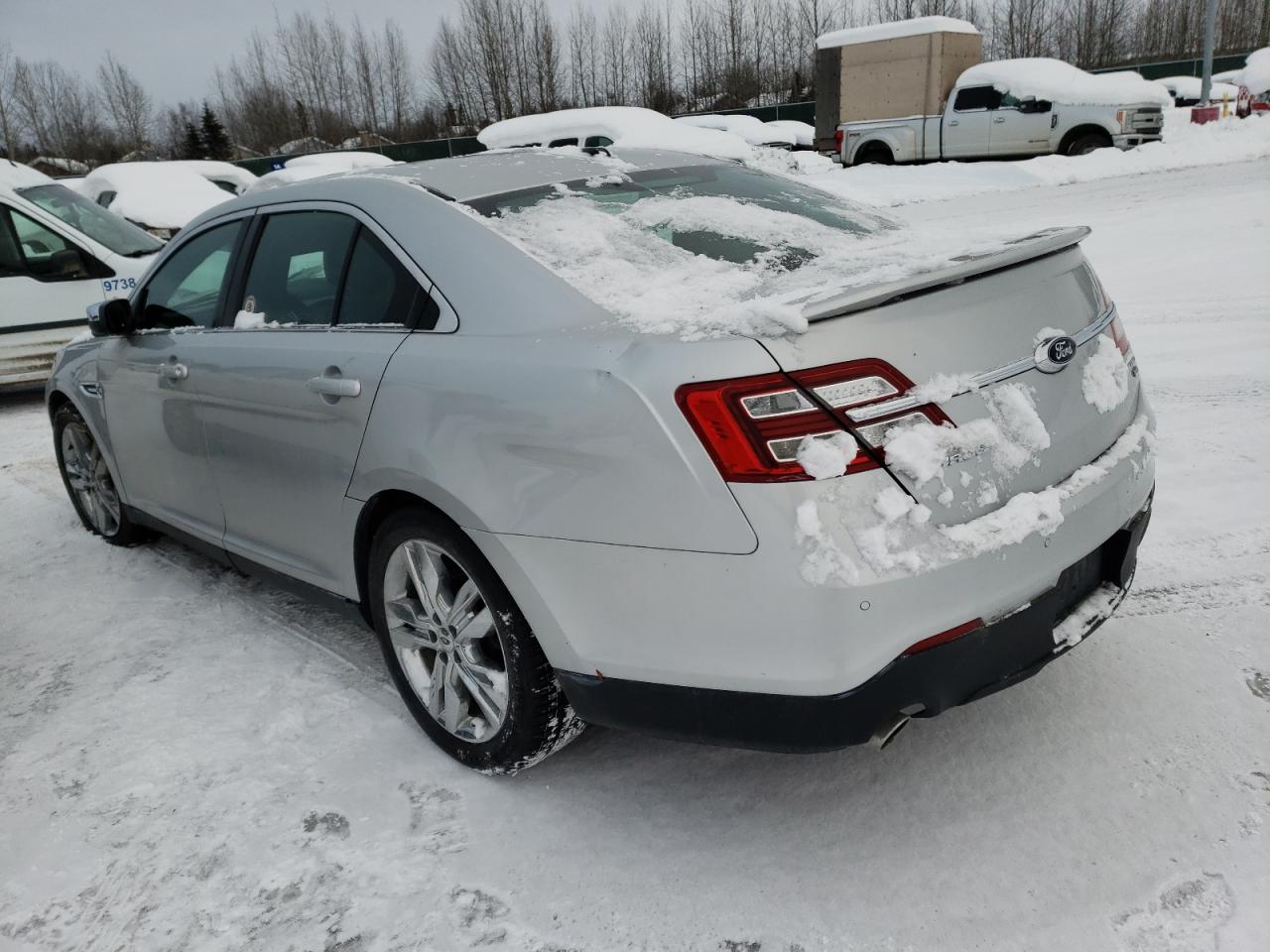 Image 2 of 2019 FORD TAURUS LIMITED 2019 with VIN 1FAHP2J80KG112411