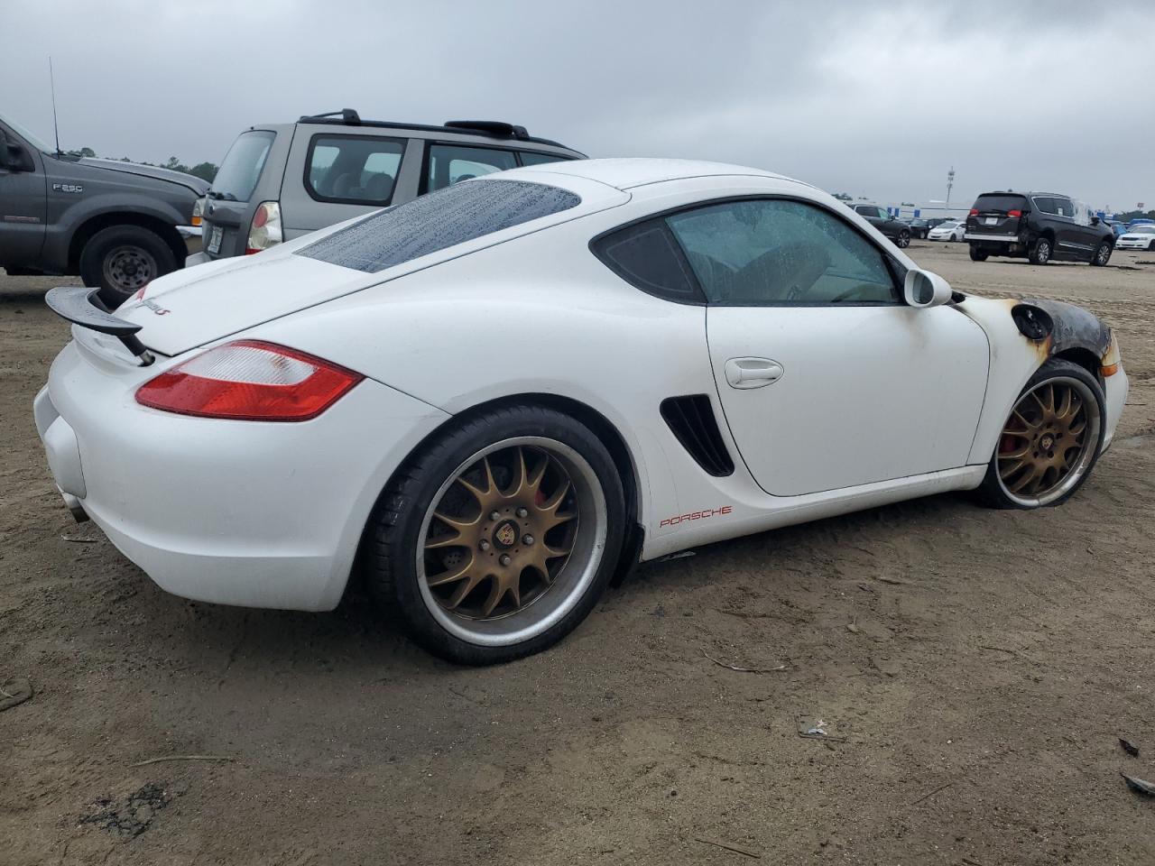 Image 3 of 2006 PORSCHE CAYMAN S 2006 with VIN WP0AB29876U784312