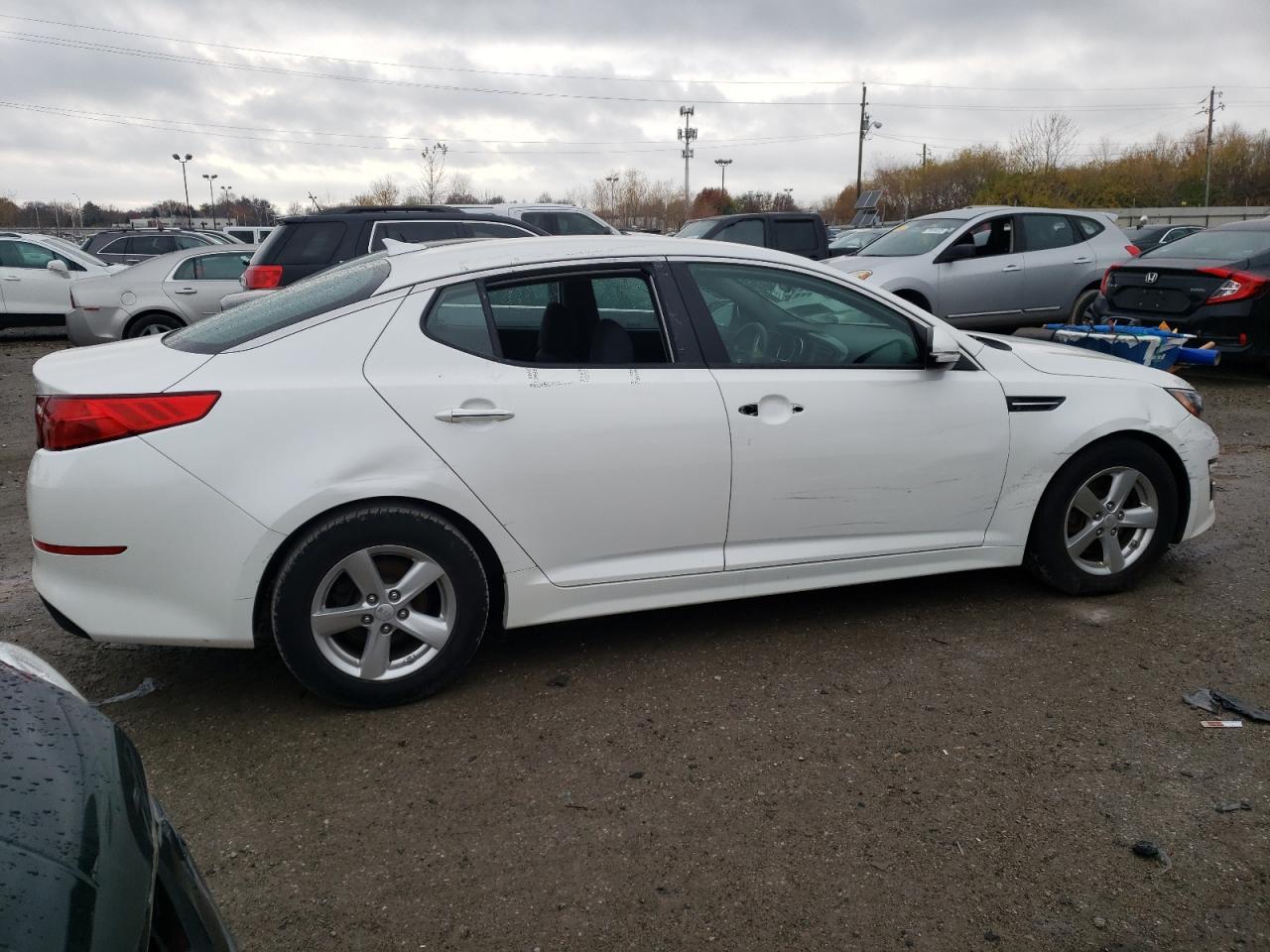 Изображение 3 2015 KIA OPTIMA LX 2015 с VIN KNAGM4A70F5646802