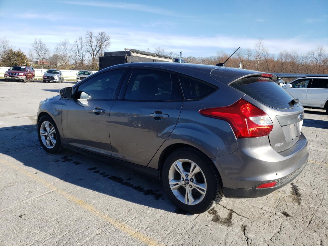 Image 2 of 2013 FORD FOCUS SE 2013 with VIN 1FADP3K23DL170148