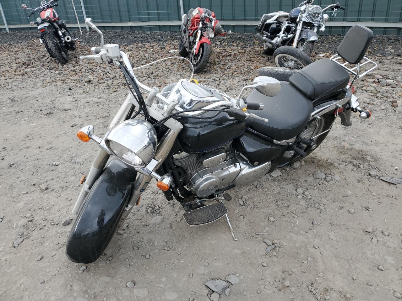 Image 2 of 2019 SUZUKI VL800 M 2019 with VIN JS1VS55A3K7100368