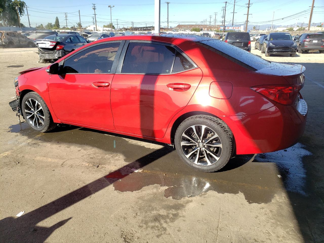 Obraz 2 z 2018 TOYOTA COROLLA L 2018 z VIN 5YFBURHE6JP745828