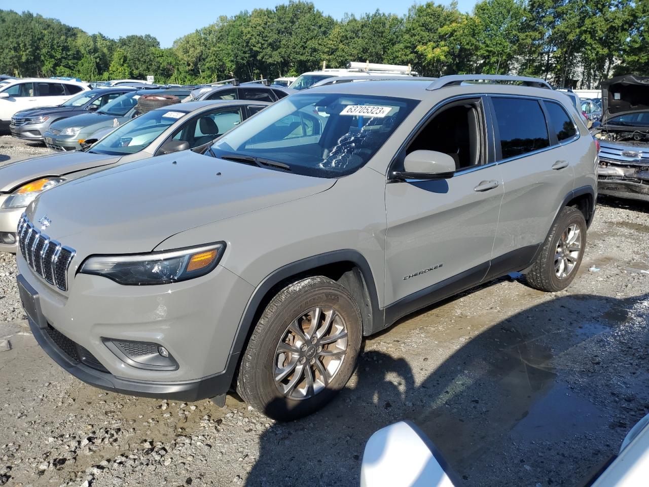 Image 1 of 2019 JEEP CHEROKEE LATITUDE PLUS 2019 with VIN 1C4PJMLB1KD354606