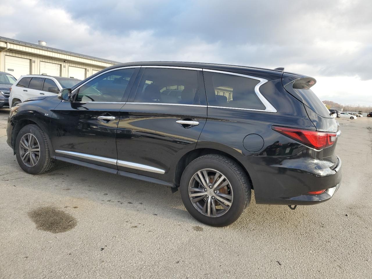 Image 2 of 2020 INFINITI QX60 LUXE 2020 with VIN 5N1DL0MN1LC531706