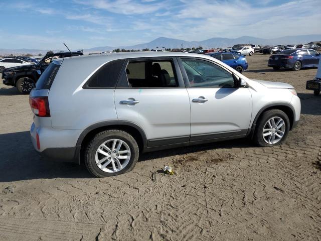 Image 3 of 2014 KIA SORENTO LX 2014 with VIN 5XYKT3A60EG483205