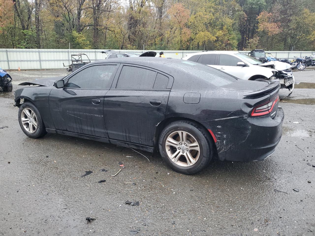Изображение 2 2015 DODGE CHARGER SE 2015 с VIN 2C3CDXBG7FH771374