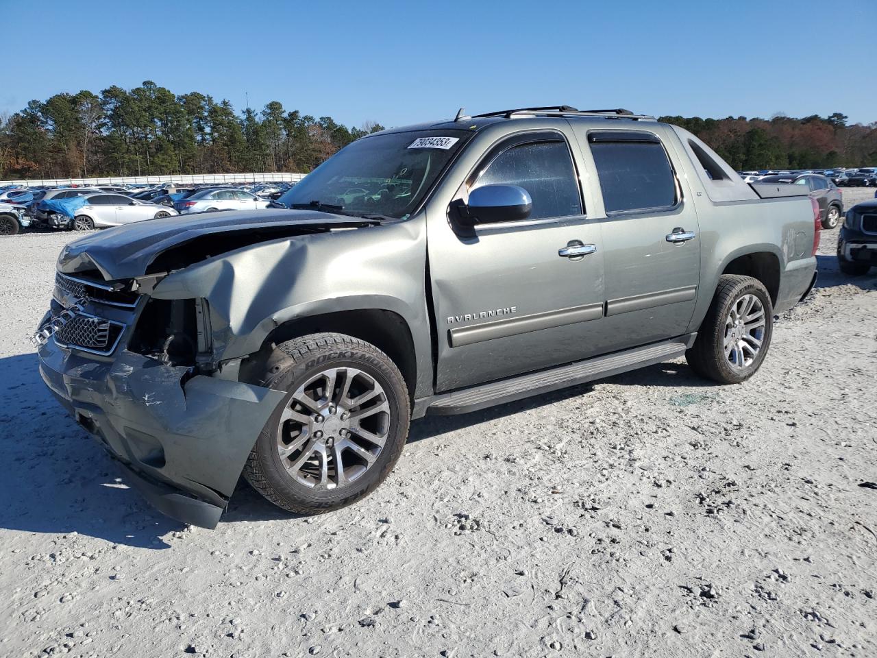 2011 CHEVROLET AVALANCHE LT 2011 image