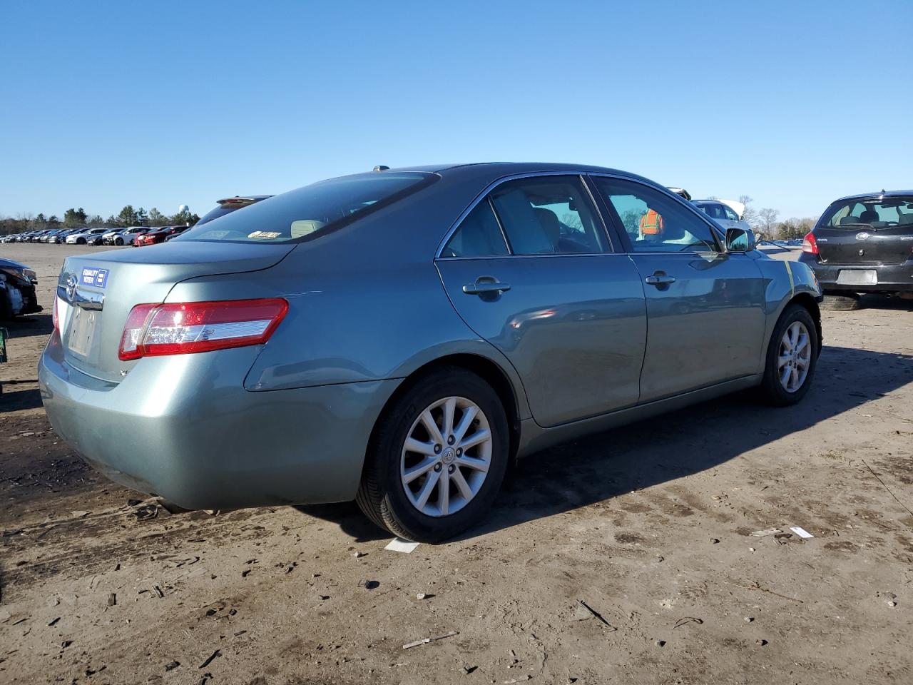 Изображение 3 2011 TOYOTA CAMRY BASE 2011 с VIN 4T4BF3EKXBR127998