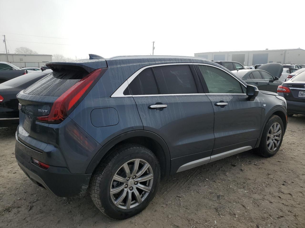Obraz 3 z 2019 CADILLAC XT4 PREMIUM LUXURY 2019 z VIN 1GYFZCR49KF170598