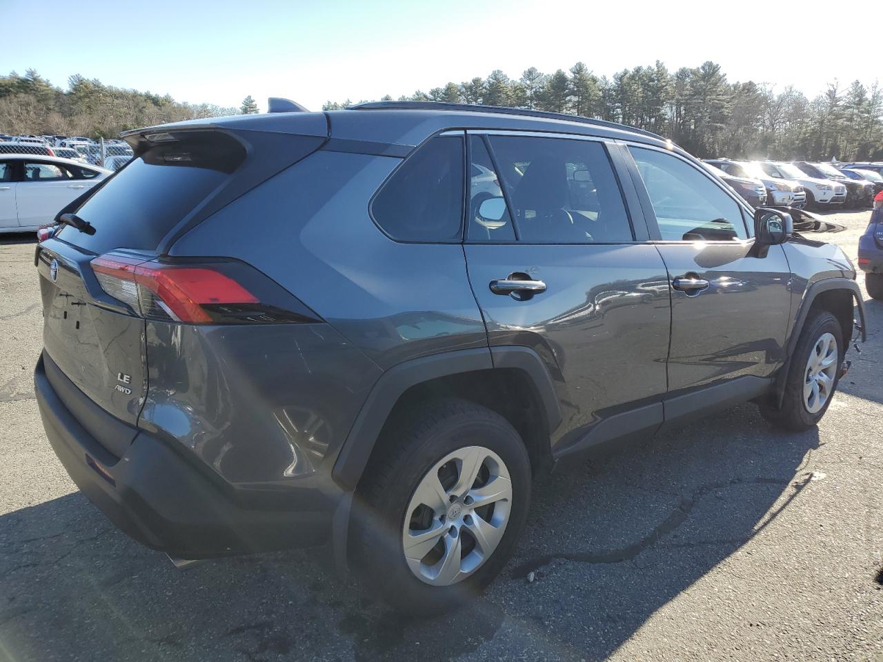Image 3 of 2019 TOYOTA RAV4 LE 2019 with VIN 2T3F1RFV9KC058039