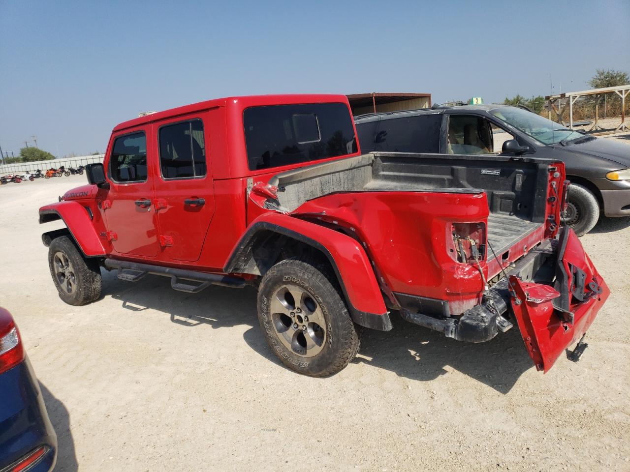 Image 2 of 2020 JEEP GLADIATOR RUBICON 2020 with VIN 1C6JJTBG8LL178102