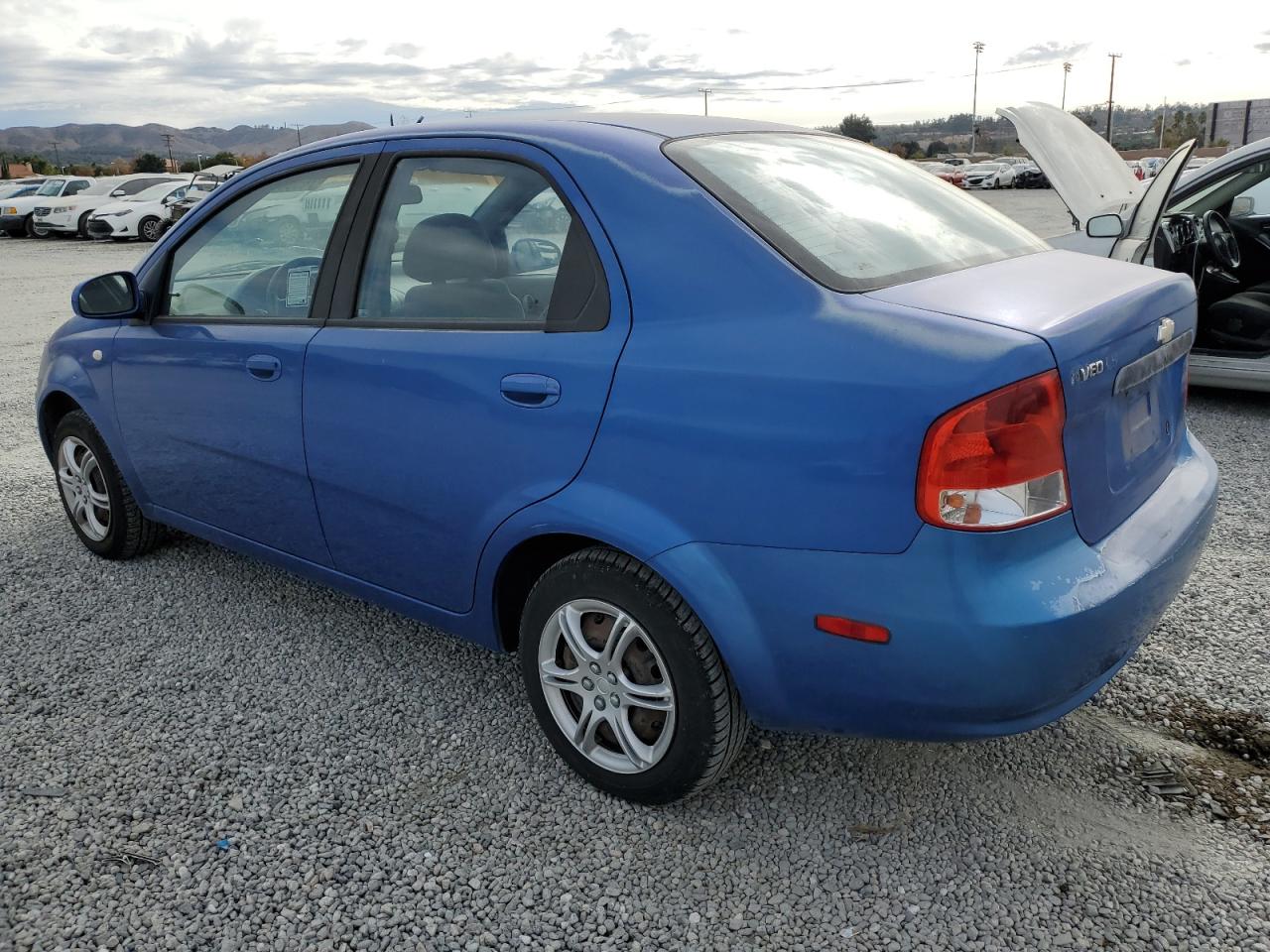 Image 2 of 2005 CHEVROLET AVEO BASE 2005 with VIN KL1TD52685B324204