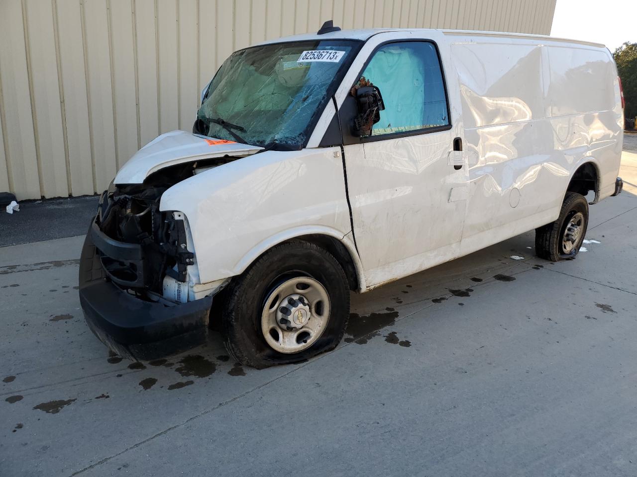 Image 1 of 2022 CHEVROLET EXPRESS G2500  2022 with VIN 1GCWGAFP1N1218921