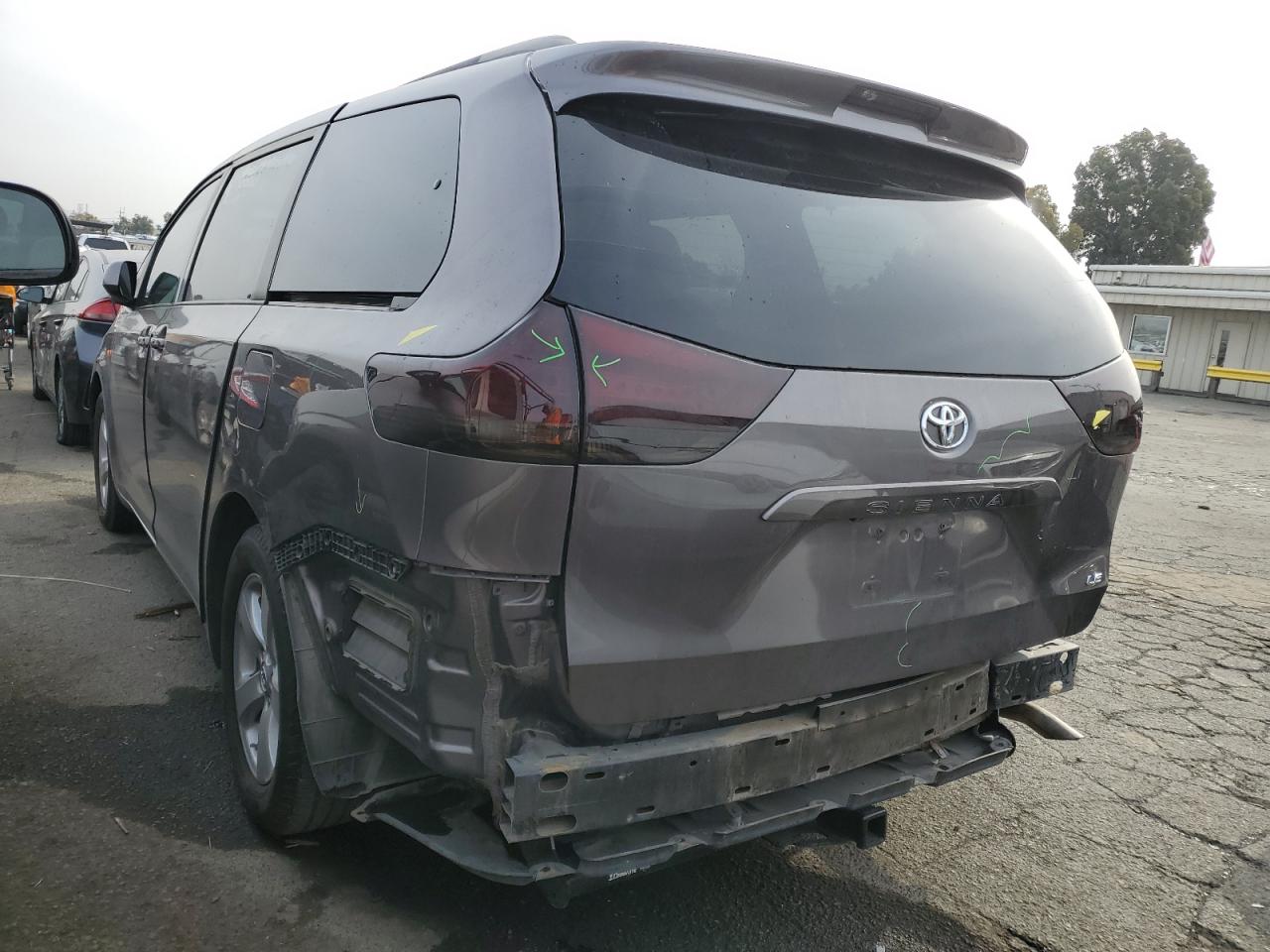 Image 2 of 2014 TOYOTA SIENNA LE 2014 with VIN 5TDKK3DC7ES425096