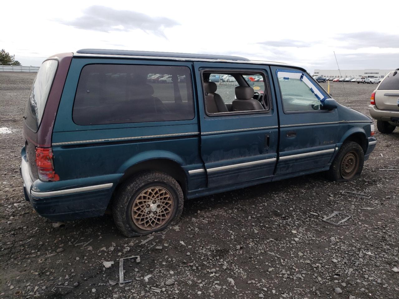 Obraz 3 z 1994 CHRYSLER TOWN & COUNTRY  1994 z VIN 1C4GK54L3RX283797