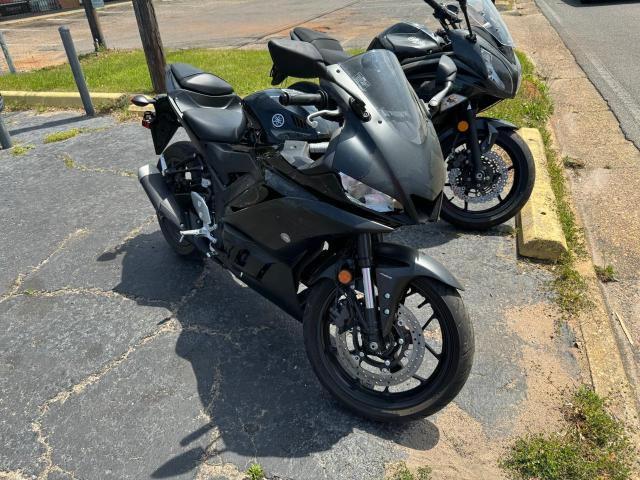 Изображение 2021 YAMAHA YZFR3 A 2021