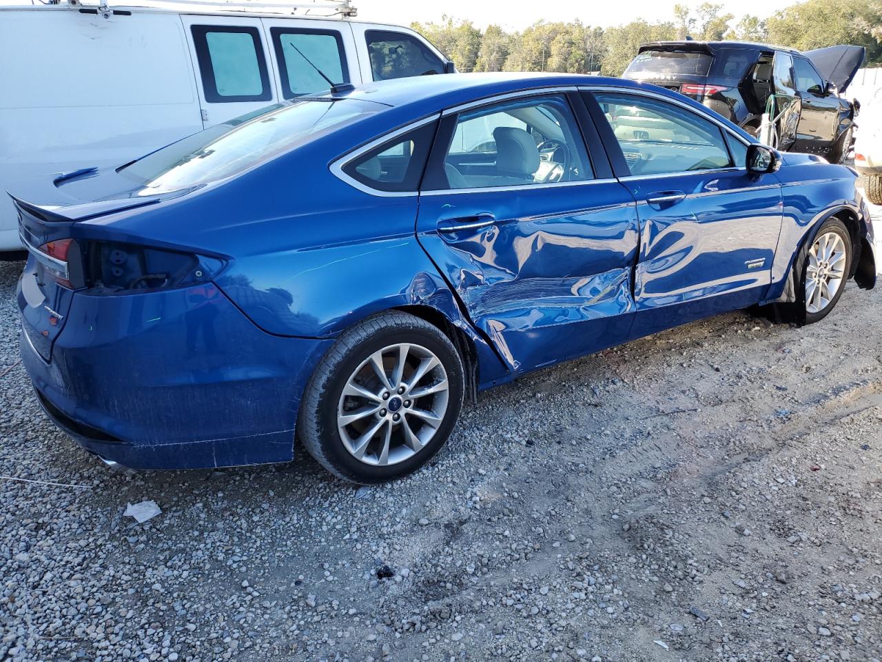 Изображение 3 2017 FORD FUSION TITANIUM PHEV 2017 с VIN 3FA6P0SU4HR191557
