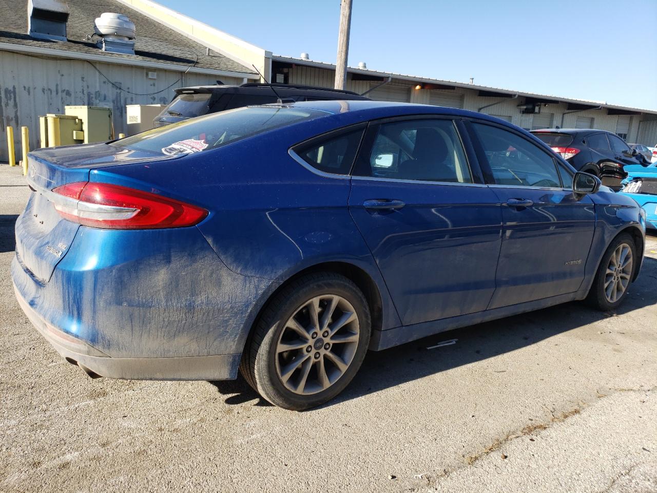 Изображение 3 2017 FORD FUSION SE HYBRID 2017 с VIN 3FA6P0LU2HR355127