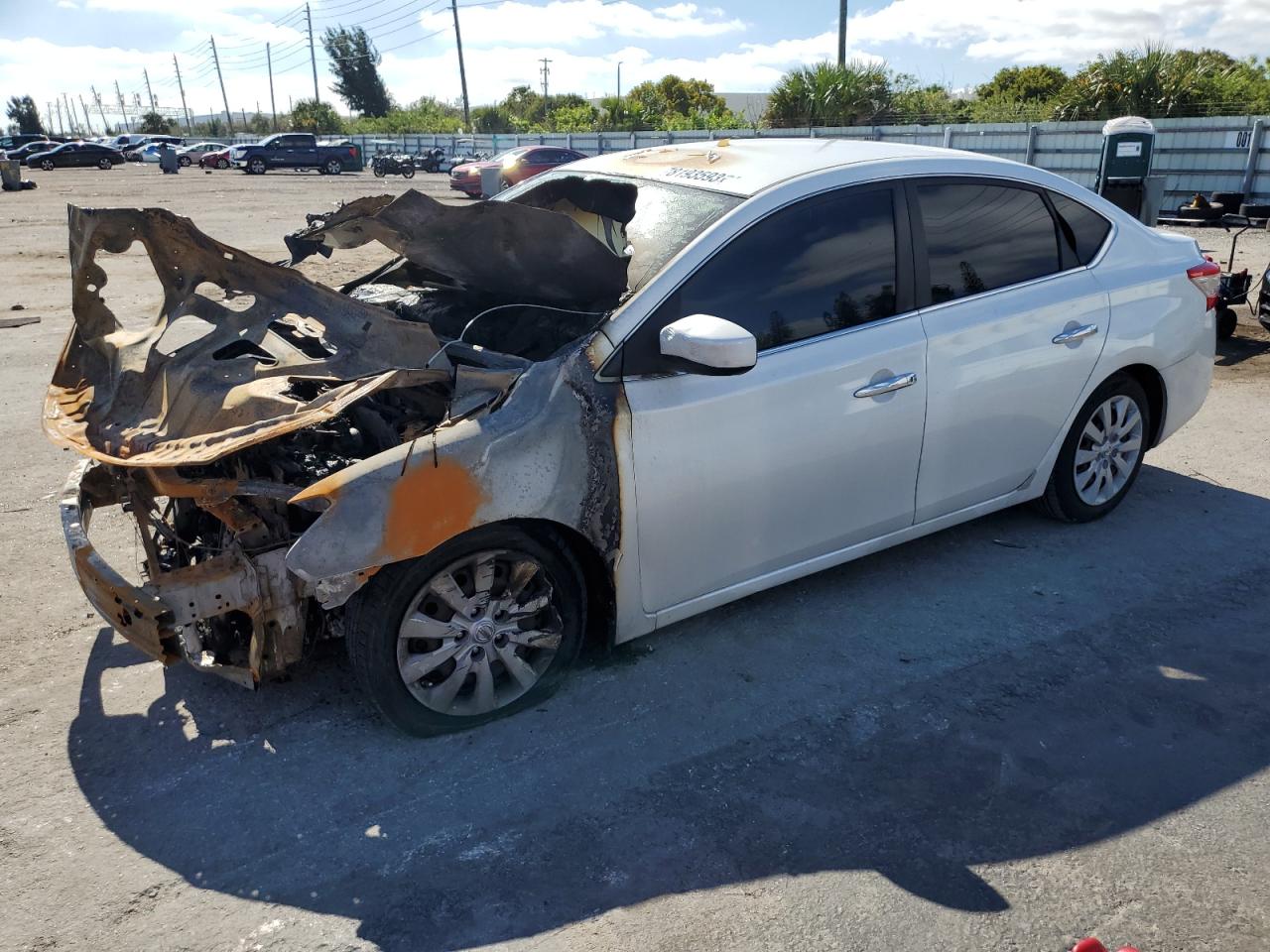 Изображение 2013 NISSAN SENTRA S 2013