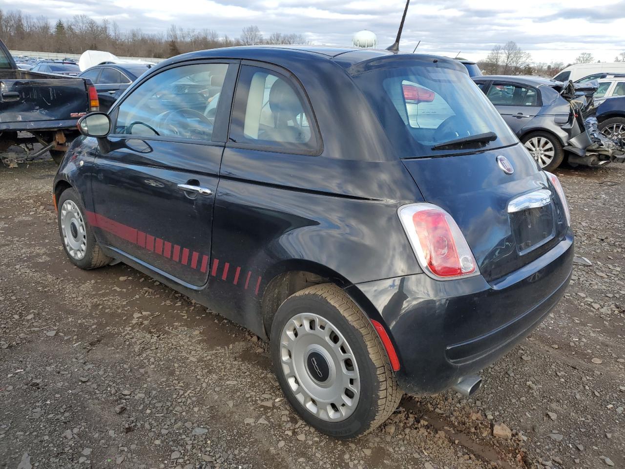 Image 2 of 2013 FIAT 500 POP 2013 with VIN 3C3CFFAR2DT738696