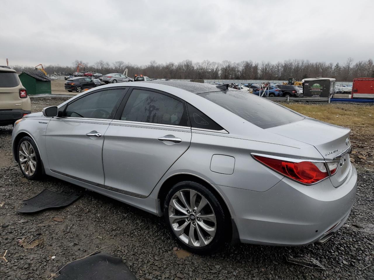 Изображение 2 2012 HYUNDAI SONATA SE 2012 с VIN 5NPEC4AB4CH470754