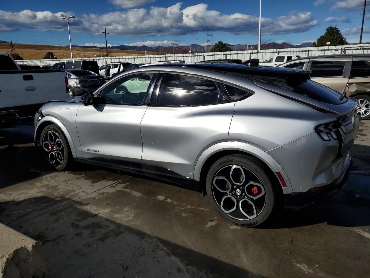 Изображение 2 2021 FORD MUSTANG MACH-E GT 2021 с VIN 3FMTK4SE8MME03536