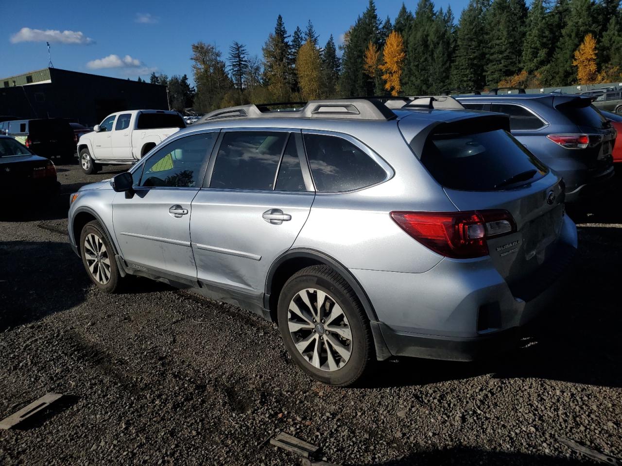 Image 2 of 2016 SUBARU OUTBACK 3.6R LIMITED 2016 with VIN 4S4BSENC4G3276253