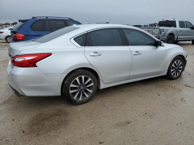 Obraz 3 z 2017 NISSAN ALTIMA 2.5 2017 z VIN 1N4AL3AP3HC261504