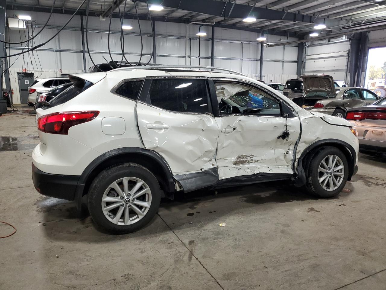 Image 3 of 2019 NISSAN ROGUE SPORT S 2019 with VIN JN1BJ1CR1KW337933