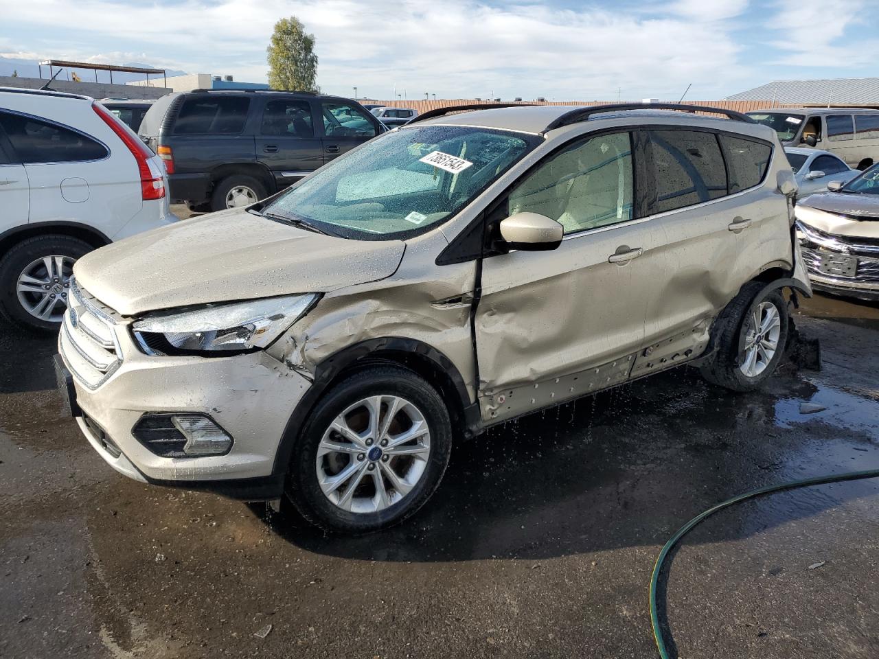 Image 1 of 2018 FORD ESCAPE SE 2018 with VIN 1FMCU0GD4JUA68740
