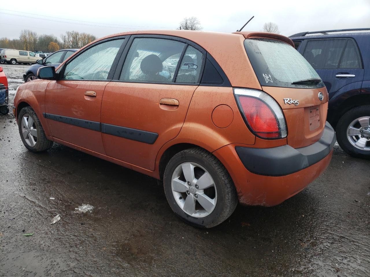 Obraz 2 z 2007 KIA RIO 5 SX 2007 z VIN KNADE163276195193