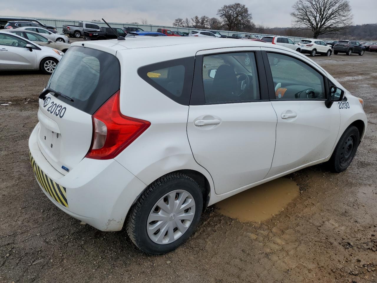 Image 3 of 2015 NISSAN VERSA NOTE S 2015 with VIN 3N1CE2CP3FL381490