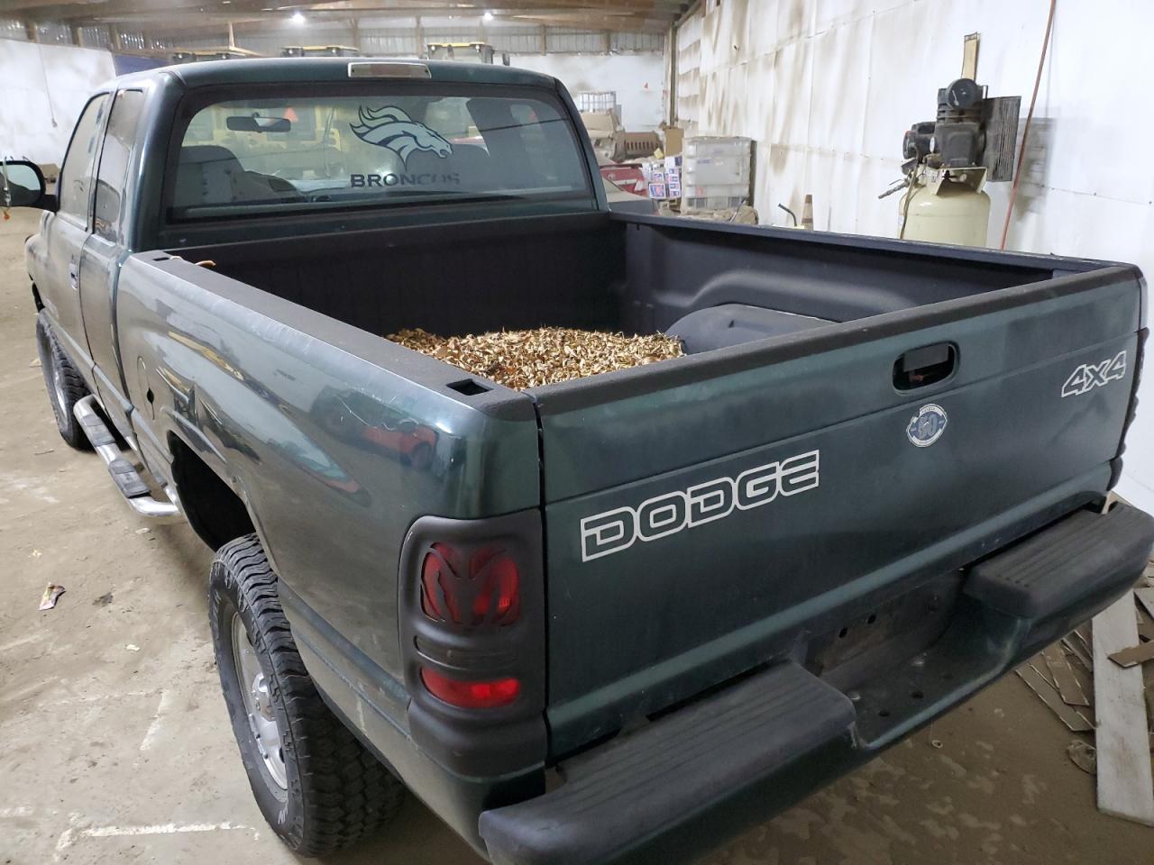 Изображение 2 2001 DODGE RAM 1500  2001 с VIN 3B7HF13Y81M250271