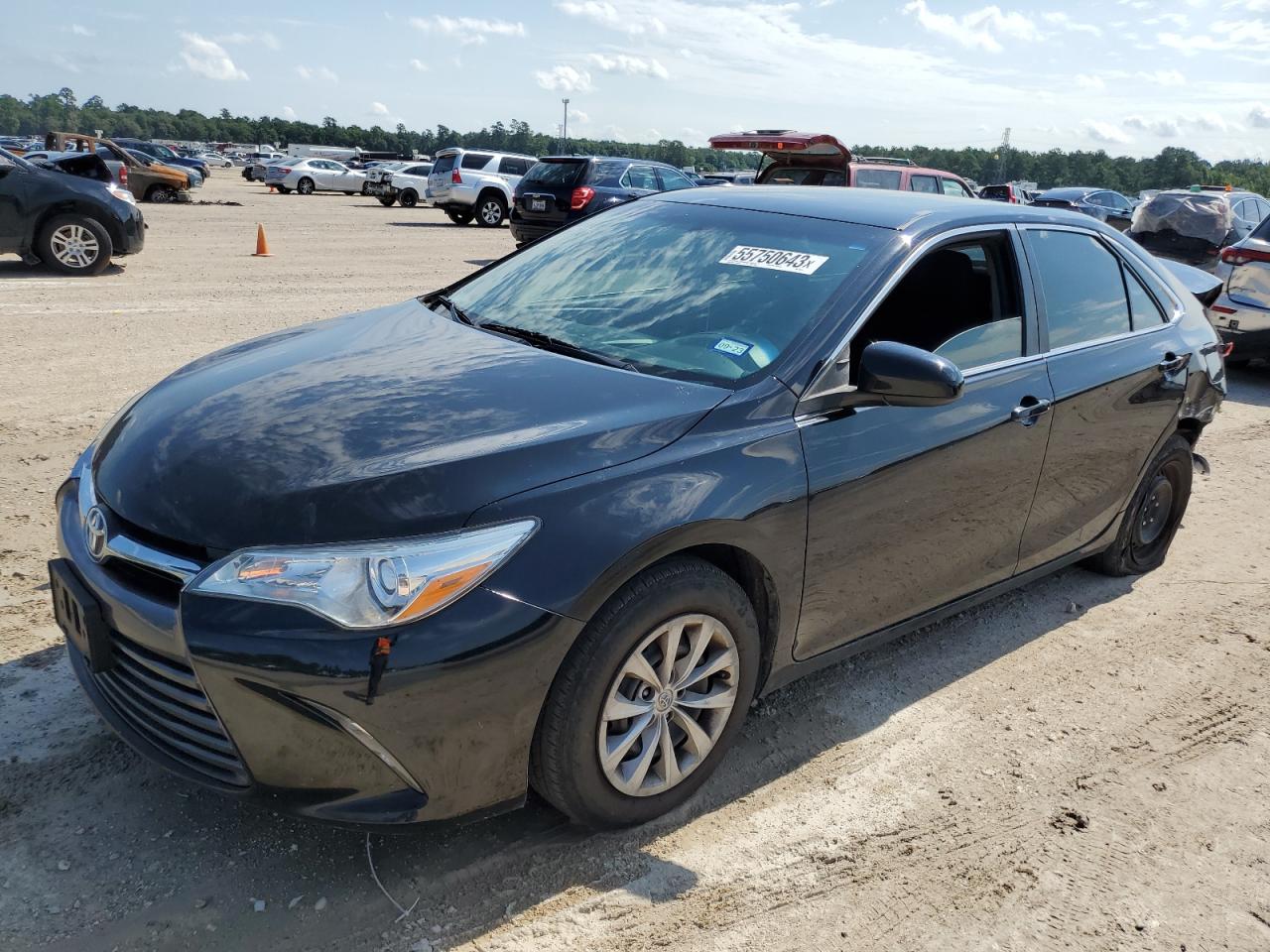 Obraz 1 z 2016 TOYOTA CAMRY LE 2016 z VIN 4T4BF1FK7GR530279