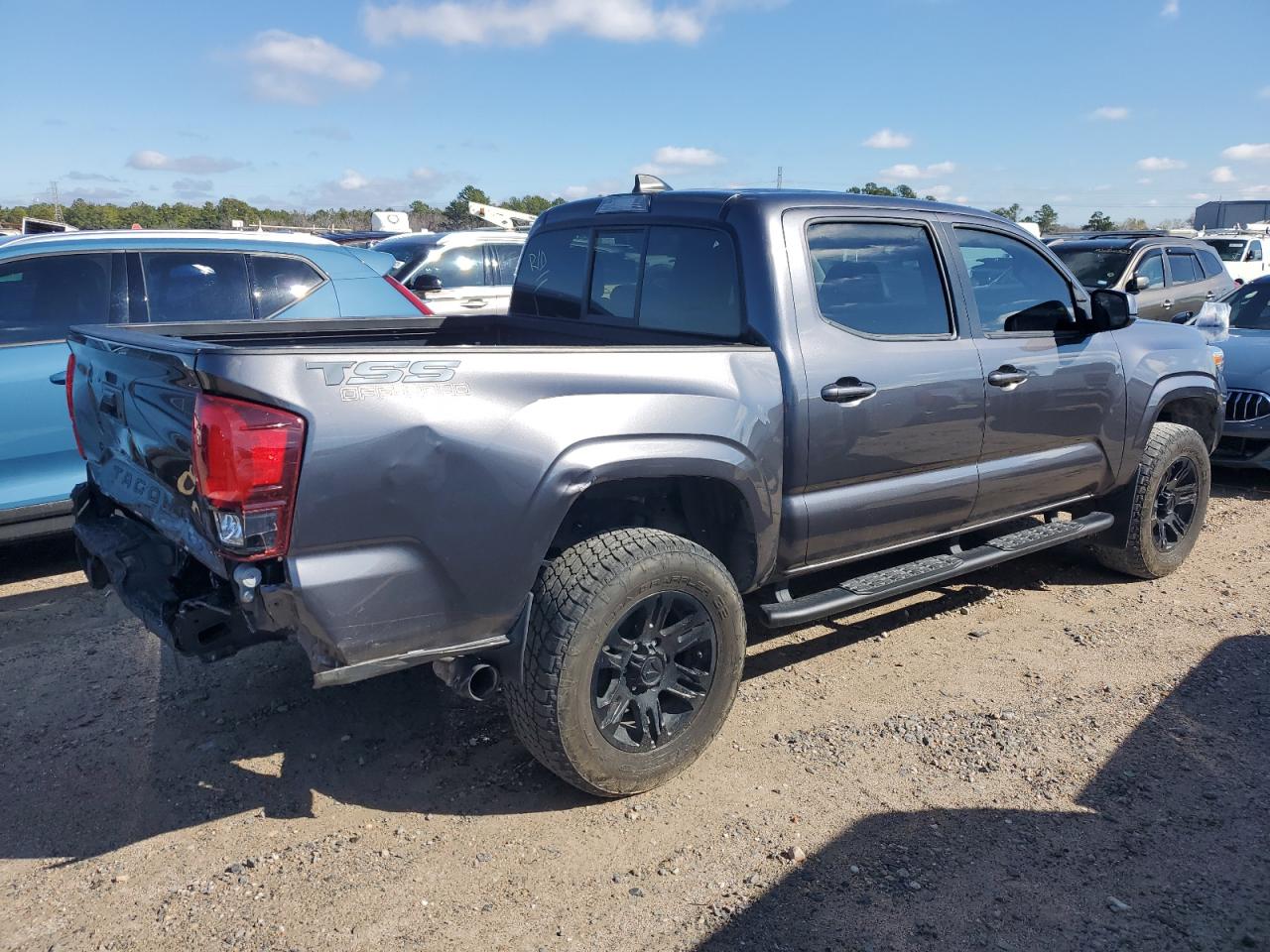 Изображение 3 2022 TOYOTA TACOMA DOUBLE CAB 2022 с VIN 3TYAX5GN7NT040681