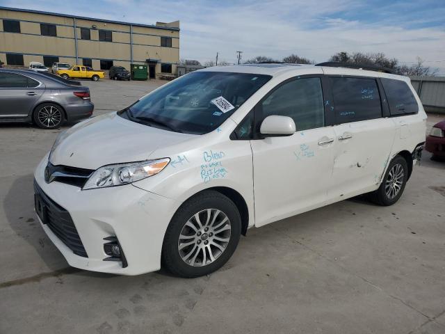 Изображение 2019 TOYOTA SIENNA XLE 2019