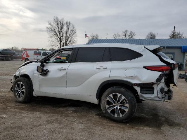Obraz 2 z 2021 TOYOTA HIGHLANDER XLE 2021 z VIN 5TDHZRBH1MS543280