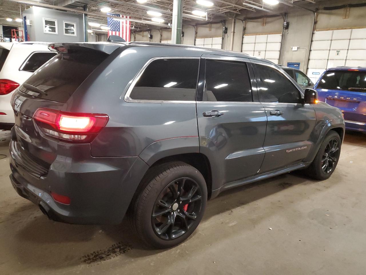 Изображение 3 2015 JEEP GRAND CHEROKEE SRT-8 2015 с VIN 1C4RJFDJ0FC637939