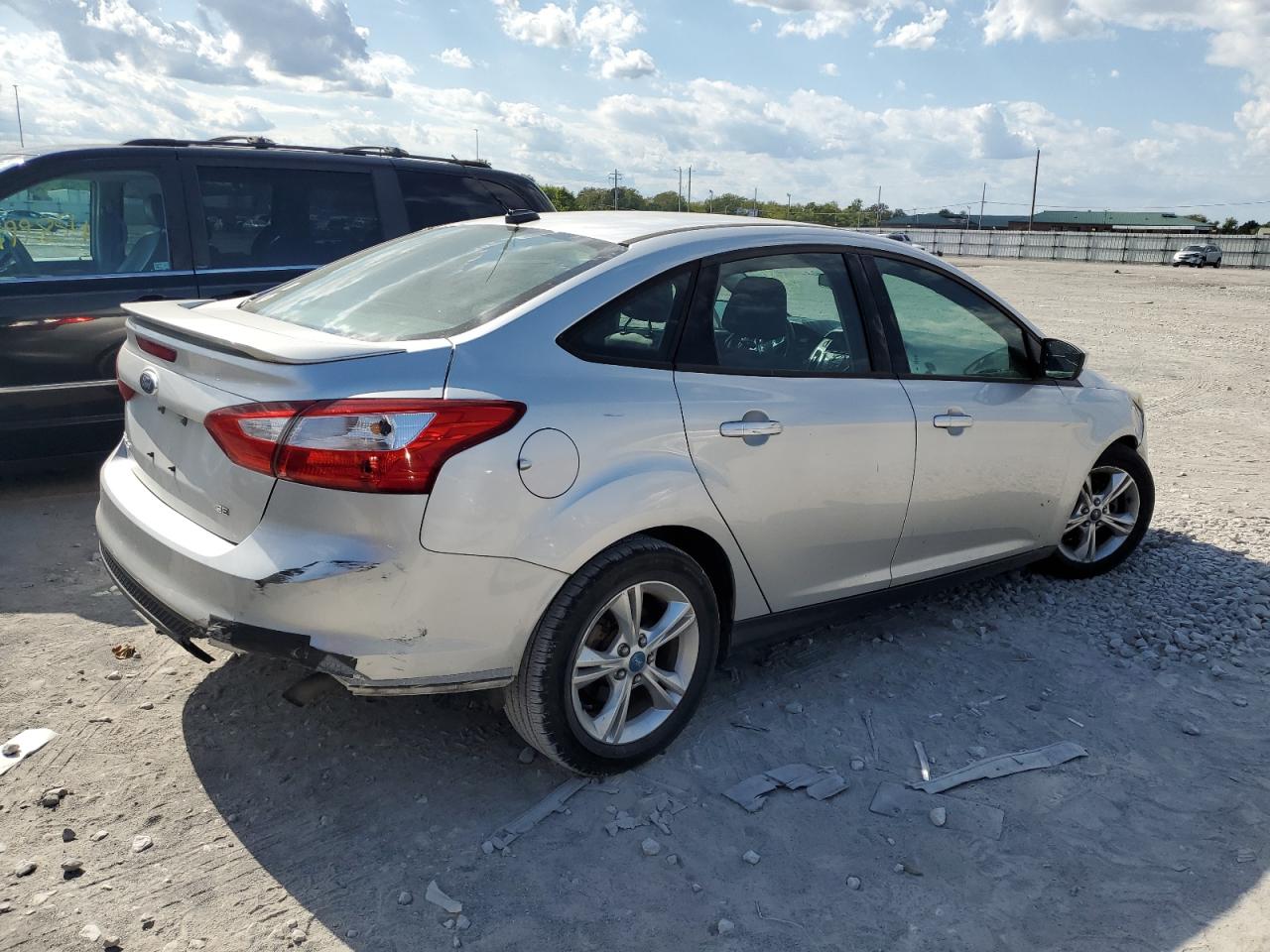 Изображение 3 2012 FORD FOCUS SE 2012 с VIN 1FAHP3F28CL308633