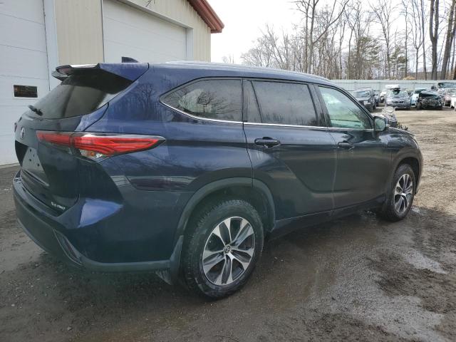 Image 3 of 2022 TOYOTA HIGHLANDER XLE 2022 with VIN 5TDGZRBH0NS249981