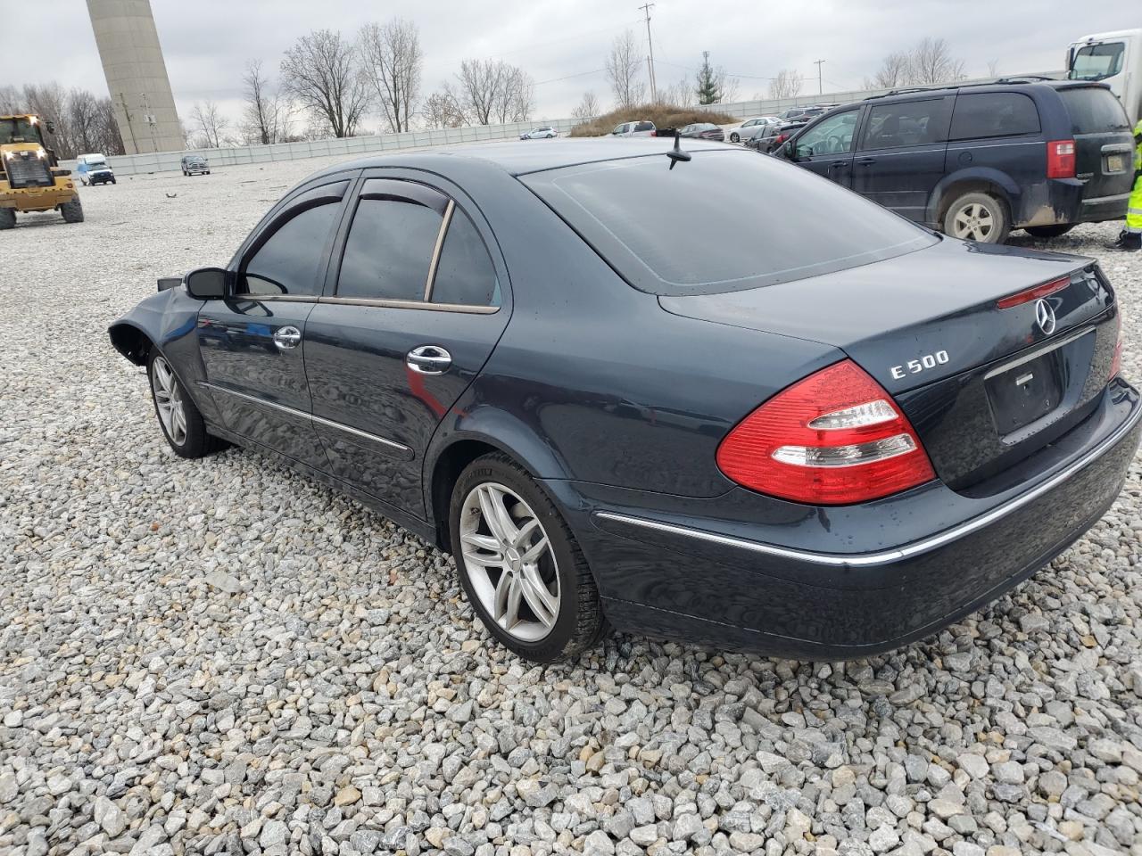 Image 2 of 2003 MERCEDES-BENZ E 500 2003 with VIN WDBUF70J33A206055