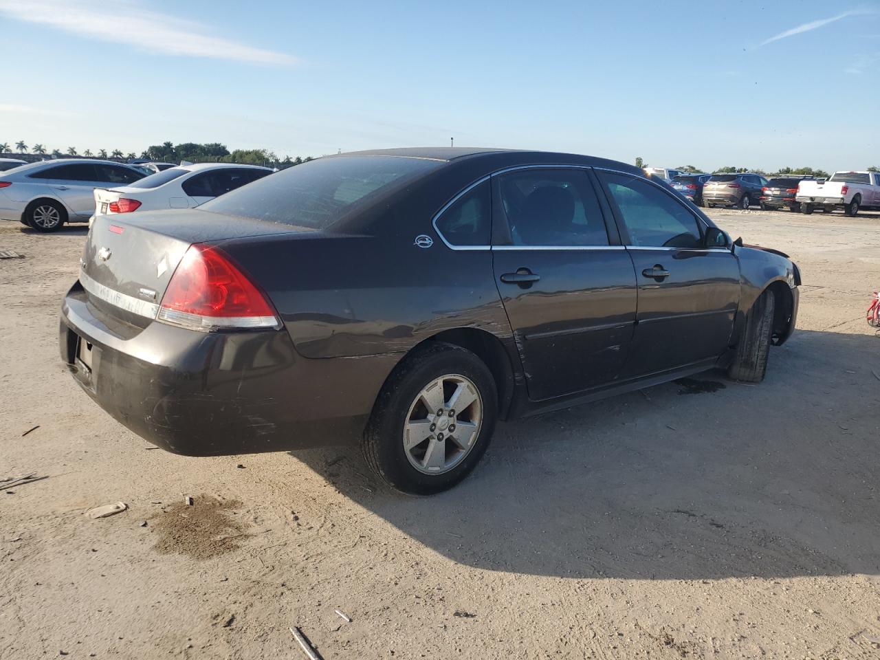 Image 3 of 2009 CHEVROLET IMPALA 1LT 2009 with VIN 2G1WT57K791117994