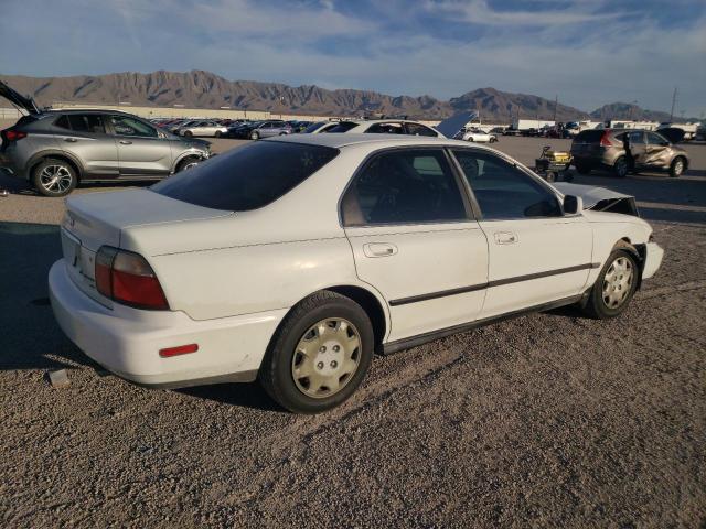 Obraz 3 z 1997 HONDA ACCORD LX 1997 z VIN 1HGCE6644VA015728