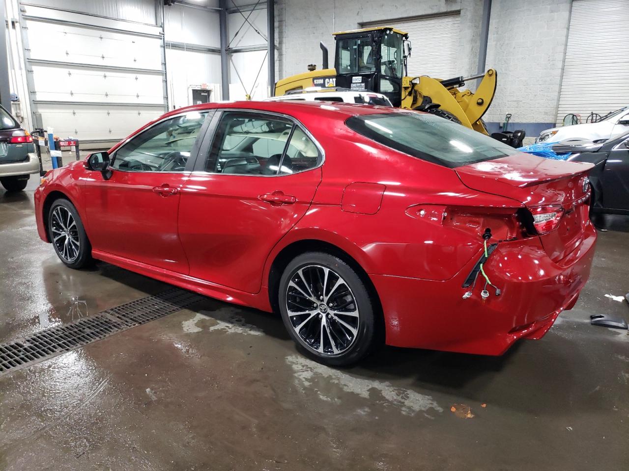 Obraz 2 z 2020 TOYOTA CAMRY SE 2020 z VIN 4T1G11AK2LU375253